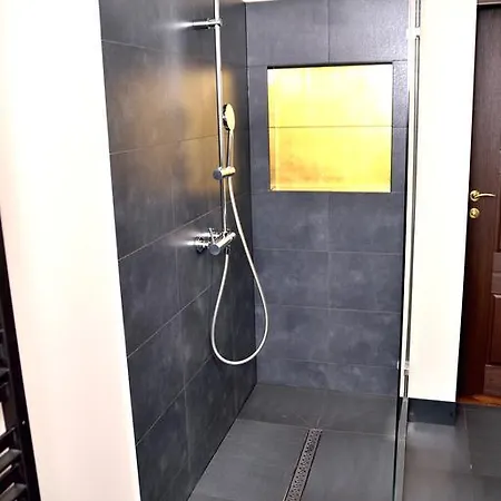 Golden W Centrum By Stayly Apartament